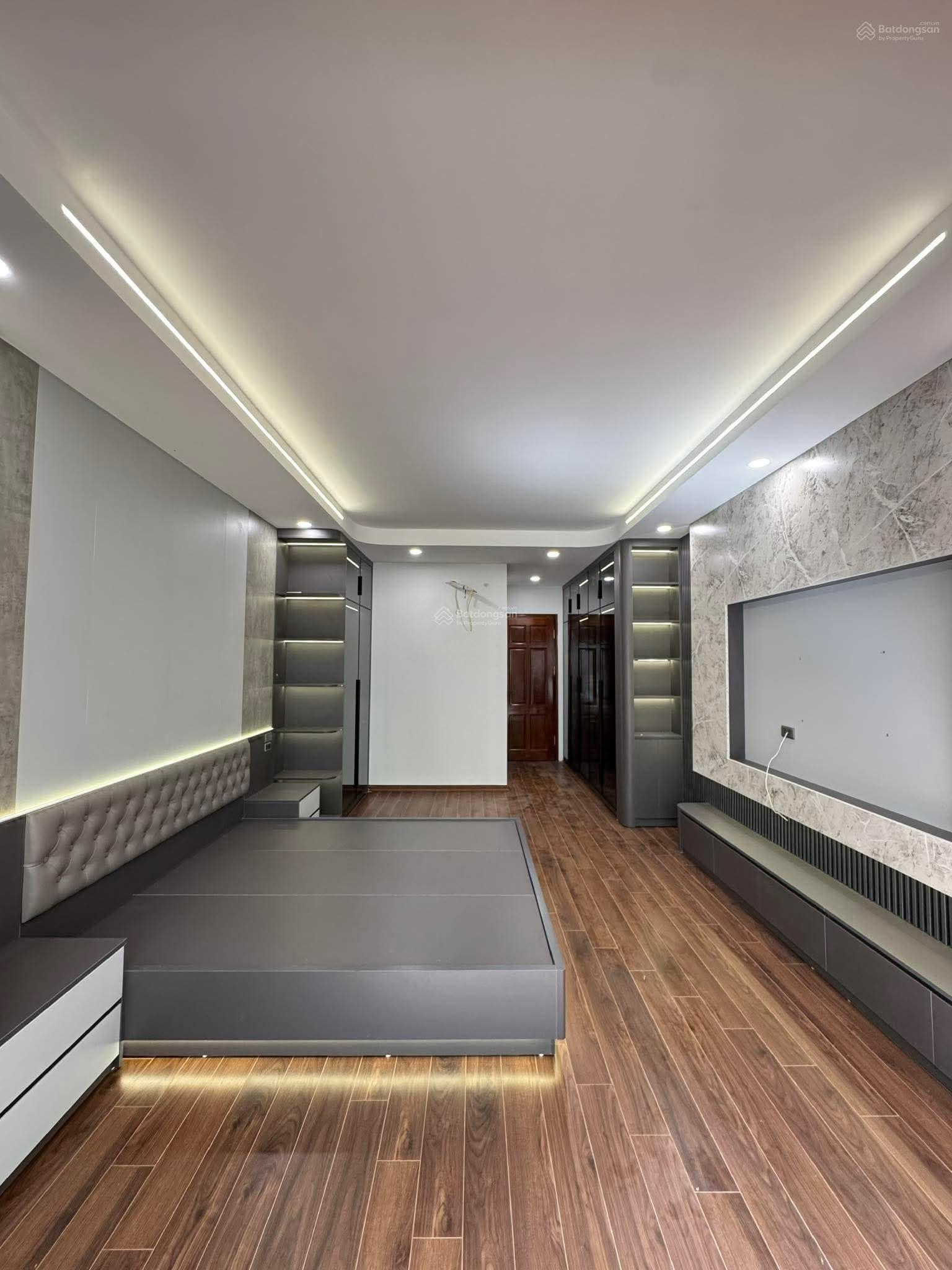 Tòa nhà mới tinh phố Hoàng Quốc Việt, Cầu Giấy. Diện tích 47m2, MT 4m, 8 tầng, thang máy KD đỉnh