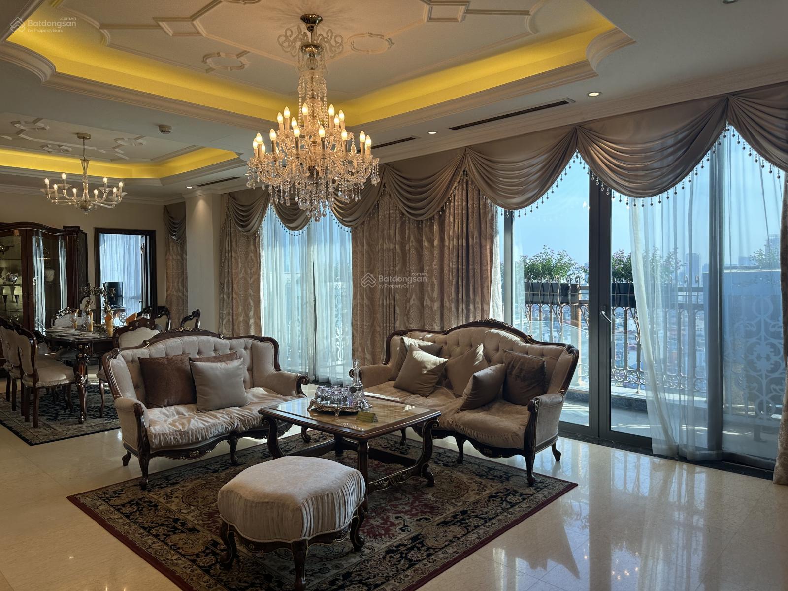 Căn hộ siêu sang 236m² Hanoi Signature Nguyễn Văn Huyên view hồ, công viên, miễn phí DV 5 năm