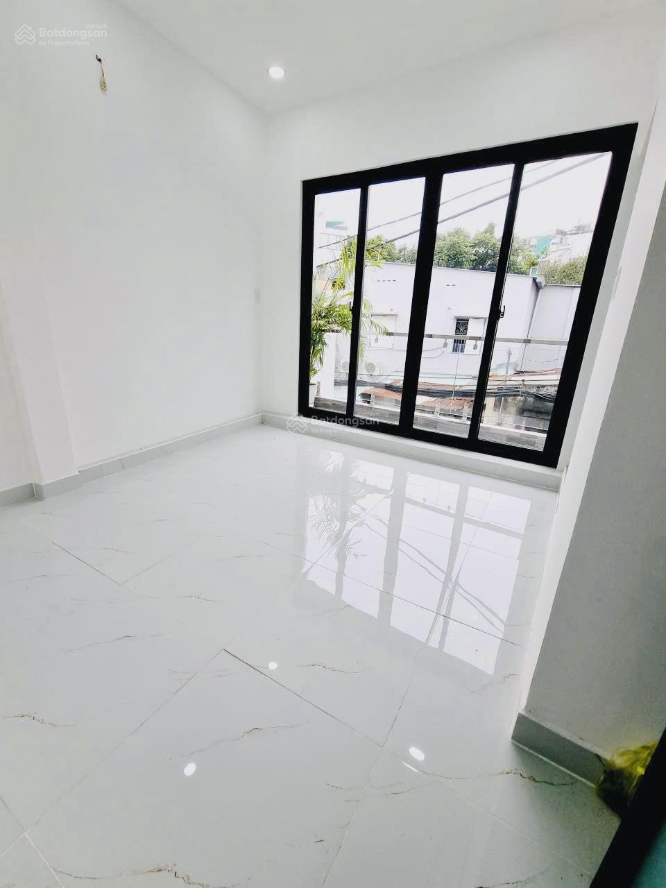 Chính Chủ Bán nhà Mặt Tiền Tú Mỡ,F7, Trệt+2 lầu ngay Vincom Phan Văn Trị