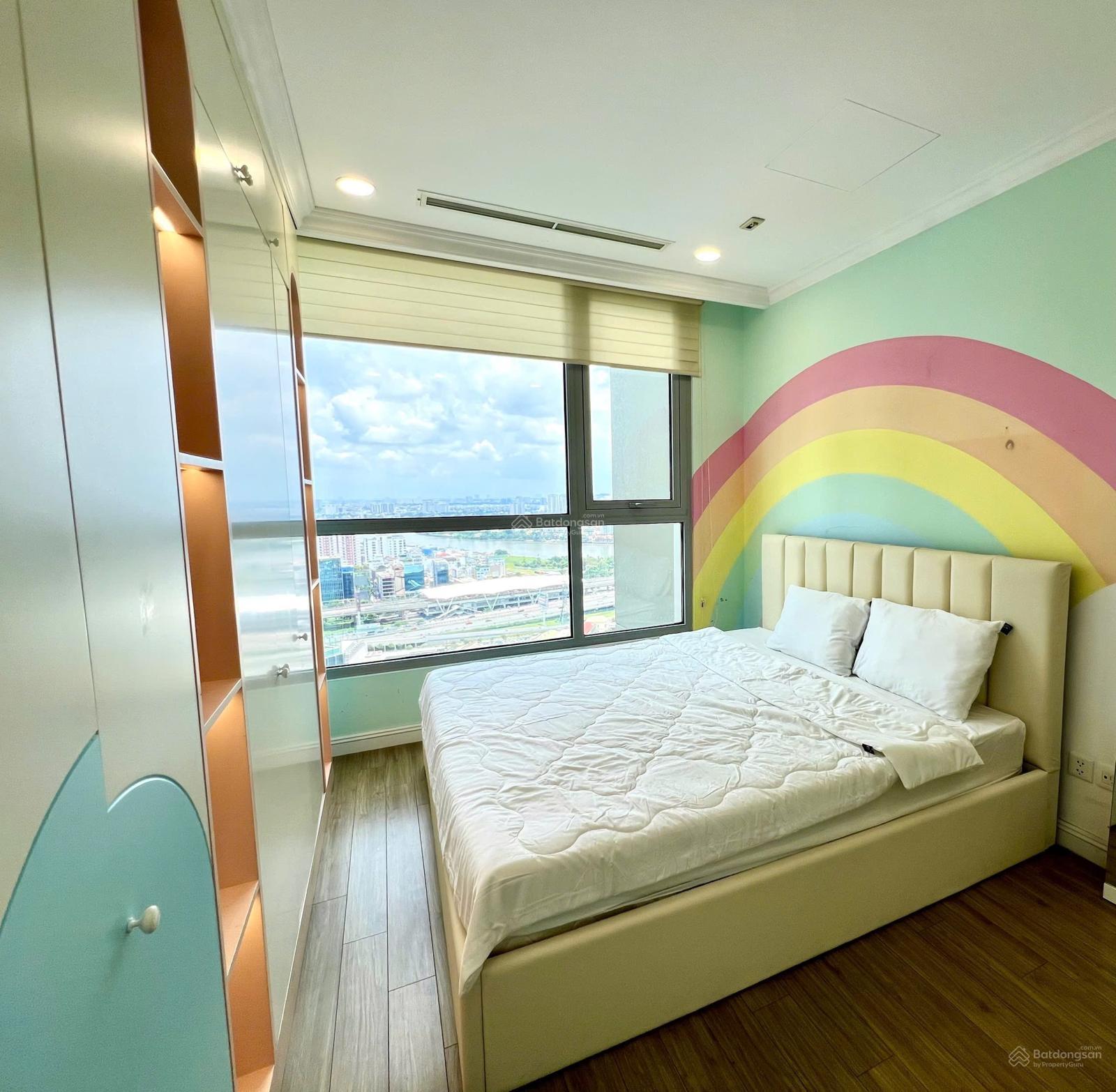 Cho thuê CH 3PN, 120m2, 30 triệu VND tại Vinhomes Central Park, Bình Thạnh, HCM