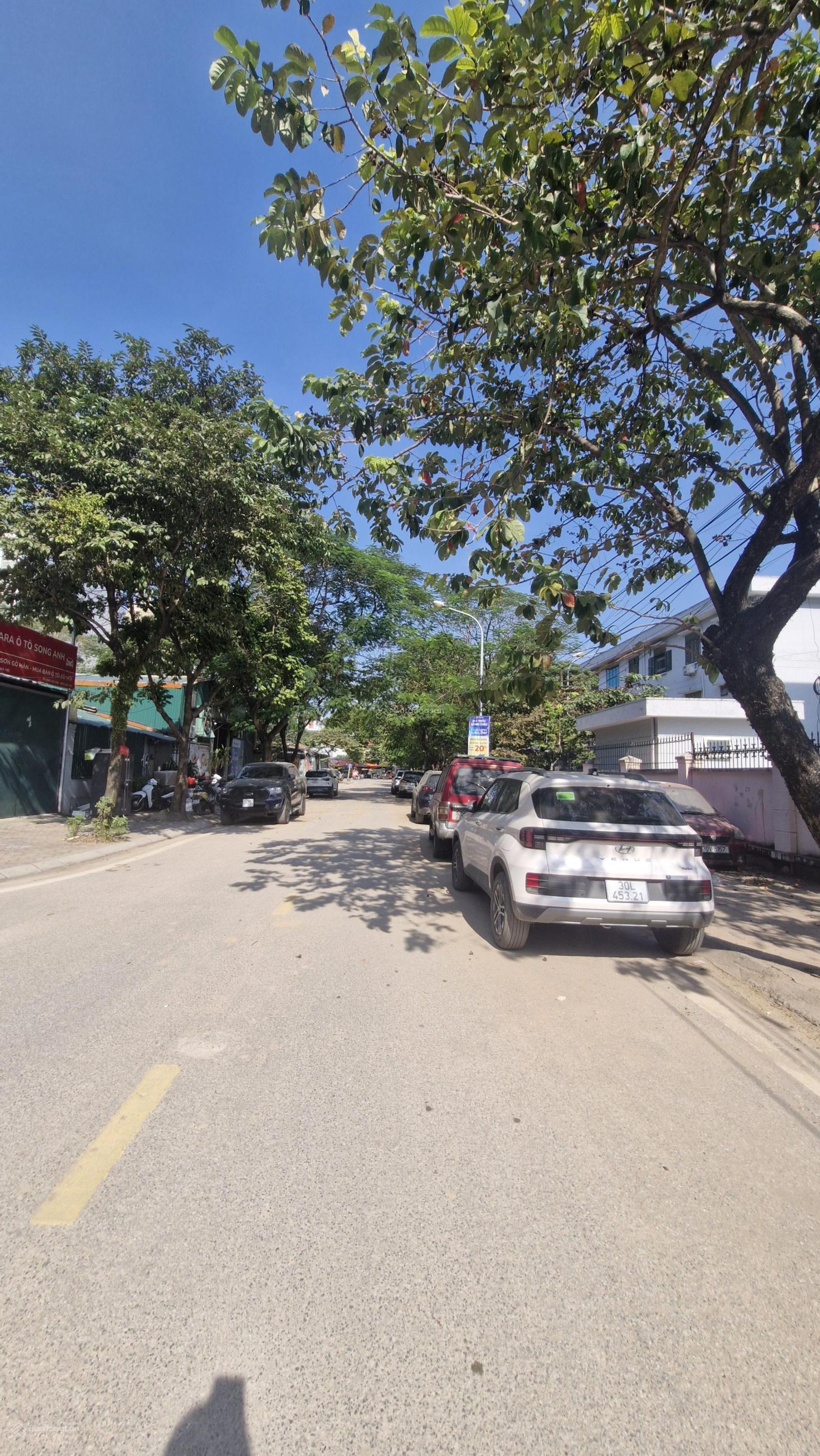 Siêu hiếm. Bán gấp đất Trịnh Văn Bô. Phân lô, oto tránh, vỉa hè rộng, kinh doanh. Dt 45m2*9.45 tỷ Siêu hiếm. Bán gấp đất Trịnh Văn Bô. Phân lô, oto tránh, vỉa hè rộng, kinh doanh. Dt 45m2*9.45 tỷ