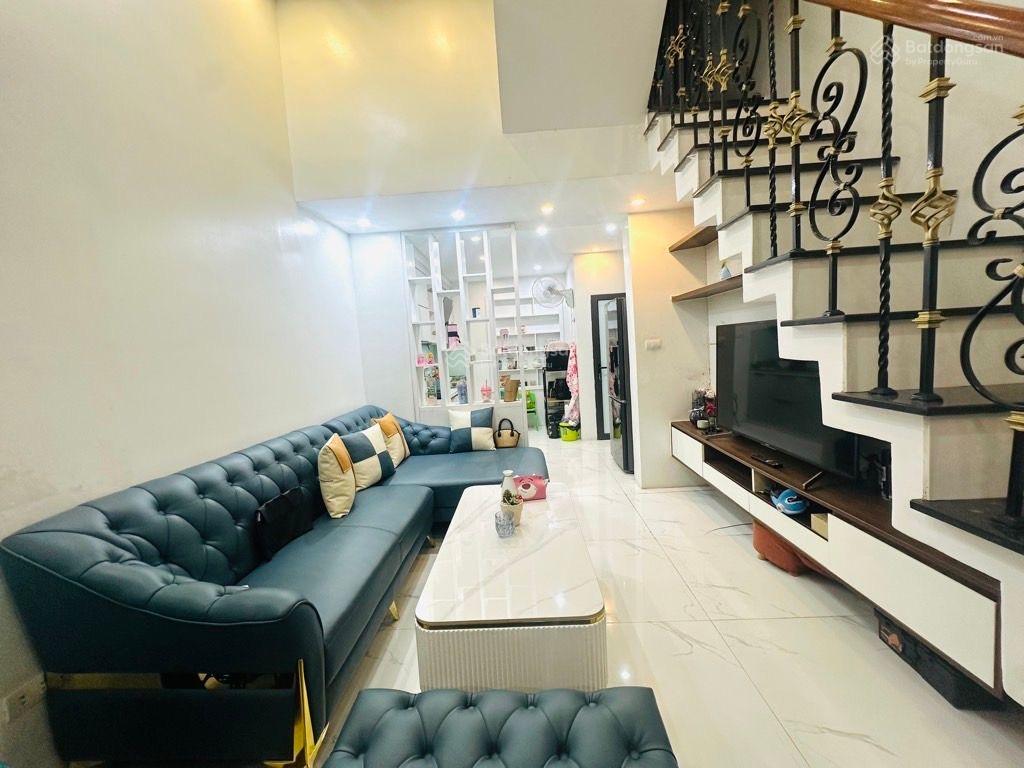 Bán nhà Hồng Mai - ô tô đỗ cửa - Chỉ 10.5 tỷ đồng Bán nhà Hồng Mai - ô tô đỗ cửa - Chỉ 10.5 tỷ đồng