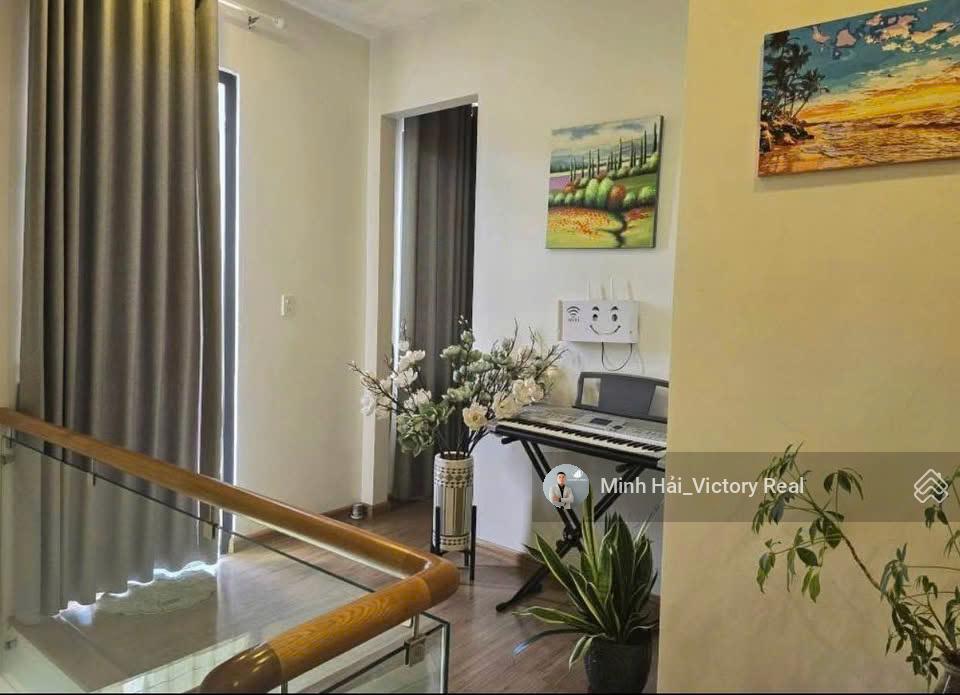 Bán villa mặt tiền sân vườn trung tâm Đà Lạt, ngang khủng 15m lô góc hiếm. Giá tốt chỉ 16 tỷ