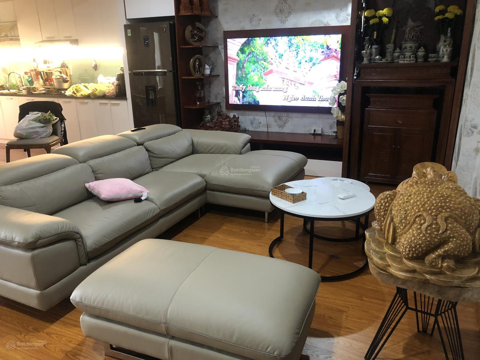 Bán căn hộ CC tại Oriental Plaza 685 Âu Cơ, DT 89m2 2PN 2WC giá 4,1 tỷ LH 0907 909 *** Hùng