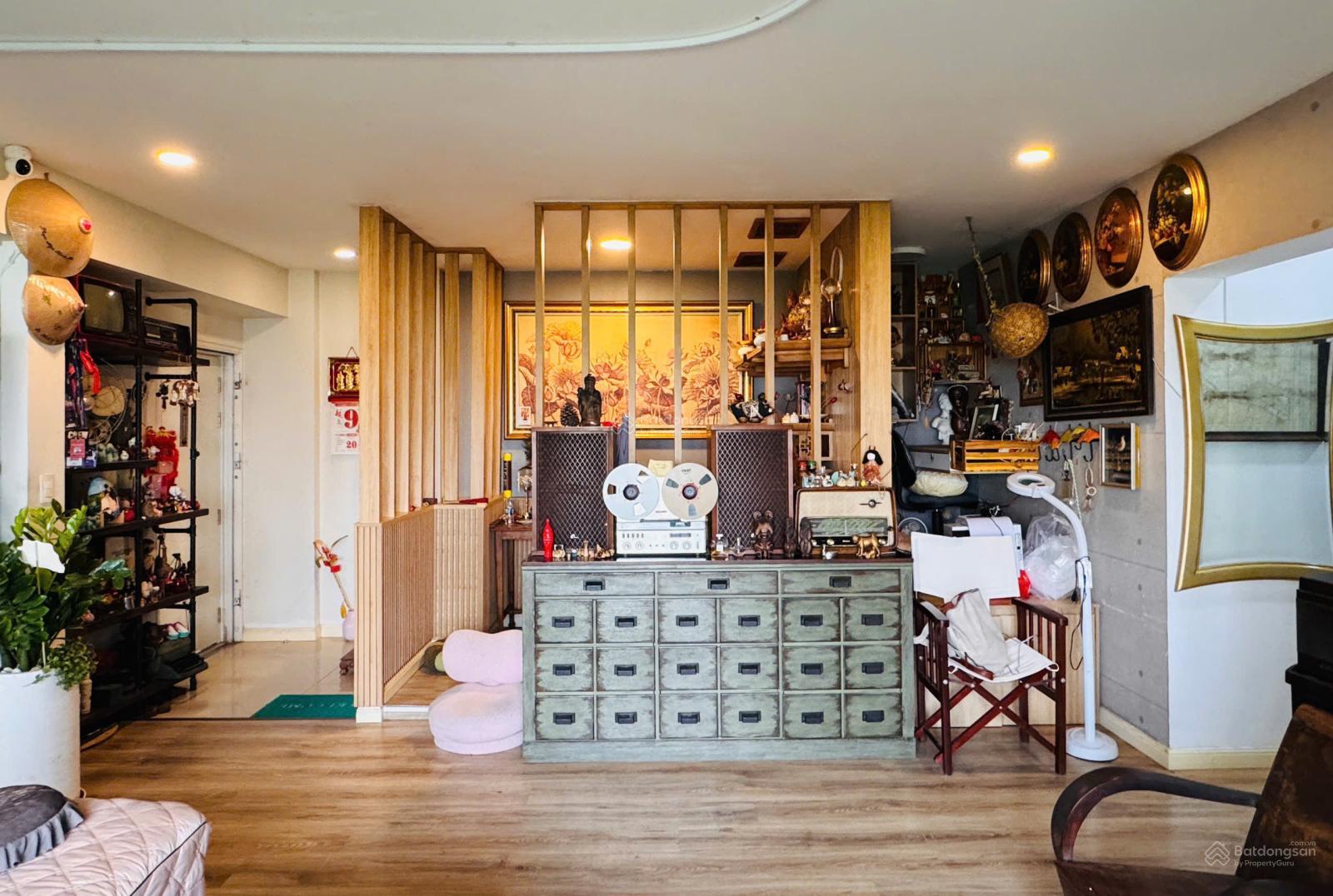 Bán gấp căn hộ chung cư Mỹ Viên, 8,5 tỷ, 118m2, Tân Phú, Quận 7, TP. HCM - xem nhà 24/7