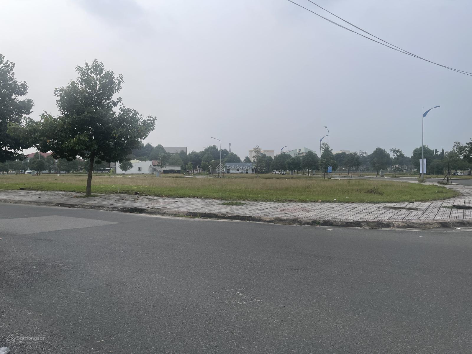 Lô góc 2MT, KDC Sonadezi. vị trí đẹp để kinh doanh Lô góc 2MT, KDC Sonadezi. vị trí đẹp để kinh doanh