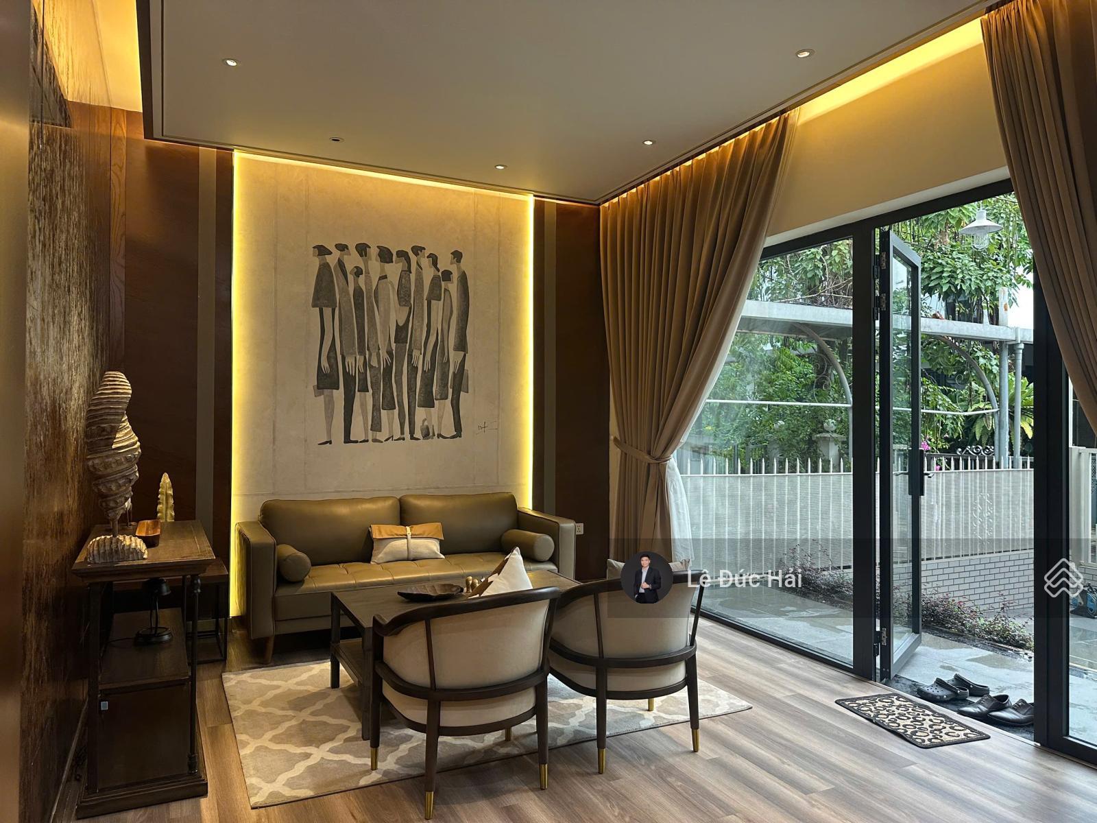 Siêu phẩm cho thuê biệt thự liên kế 4PN nội thất cao cấo đẹp vào ở ngay giá chỉ 52 triệu. LH em