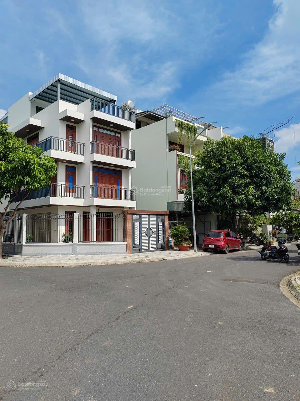 Cực hiếm lô kề góc 118.4m2 hướng Đông Nam, có sổ riêng giá 10,06 tỷ KDT An Bình Tân, Nha Trang Cực hiếm lô kề góc 118.4m2 hướng Đông Nam, có sổ riêng giá 10,06 tỷ KDT An Bình Tân, Nha Trang