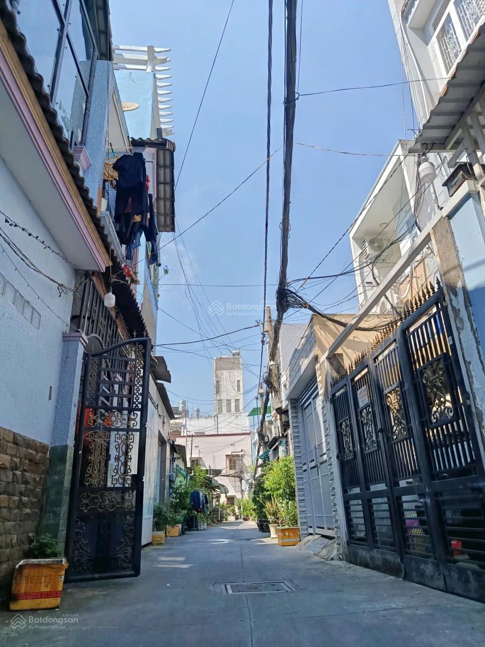 Bán nhà hẻm đẹp đường Lũy Bán Bích, trung tâm Tân Phú 4,3x15m 1 lầu đúc BTCT giá chỉ 5,75 tỷ TL