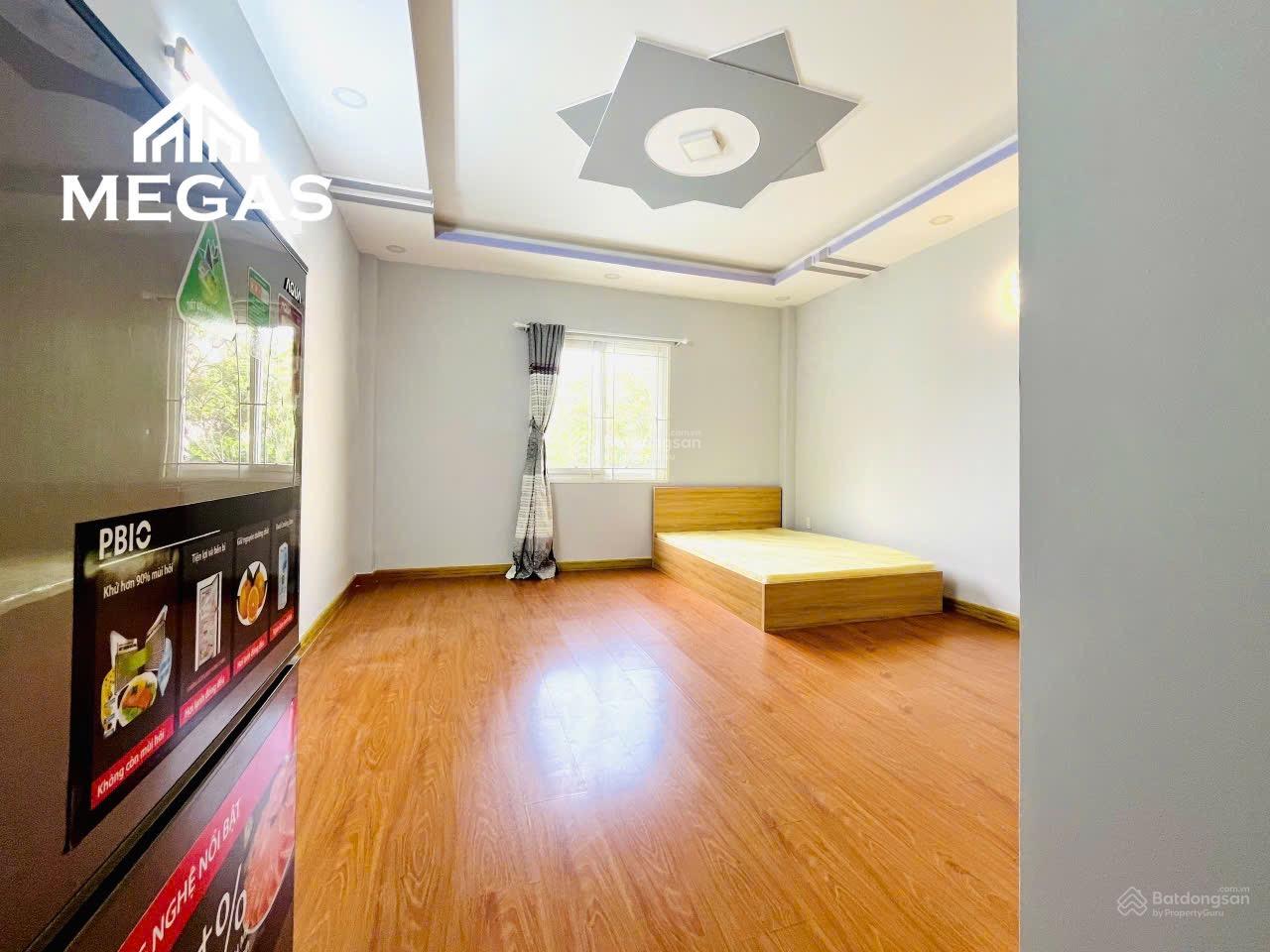 Phòng cửa sổ trời nhỏ xinh tiện ích tốt có thêm bớt nội thất trống sẵn