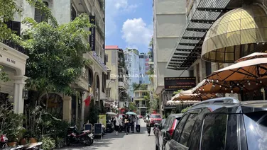 Chính chủ nhờ bán mặt đường Hạ Hồi, full thổ cư. 500m2. MT 15m2. Giá 780tr/m. Hoàn Kiếm