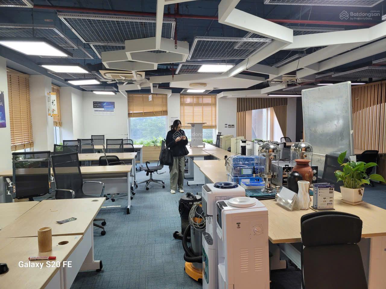 BQL Sudico Mễ Trì cho thuê 1000m2 cắt 100m2, 200m2, 300m2, 500m2 đầy đủ nội thất vào luôn BQL Sudico Mễ Trì cho thuê 1000m2 cắt 100m2, 200m2, 300m2, 500m2 đầy đủ nội thất vào luôn