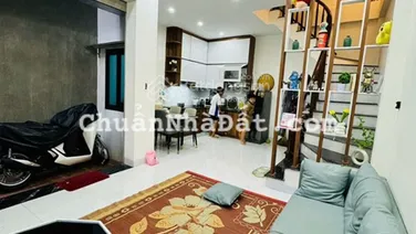 BÁN NHÀ Ô TÔ ĐỖ CỬA QUẬN CẦU GIẤY 11.7 TỶ - QUAN HOA GẦN NGUYỄN KHÁNH TOÀN, DƯƠNG QUẢNG HÀM, LÁNG