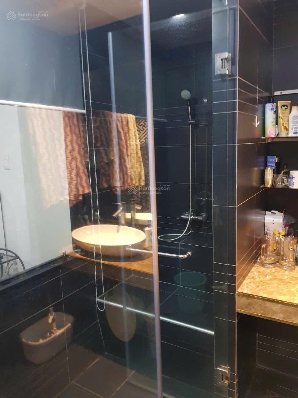 Bán Penthouse chỉ 7.2 tỷ, hàng hiếm tại HAGL 3 ngay kế PMH, DT 300m2, Full nội thất, sổ đầy đủ!