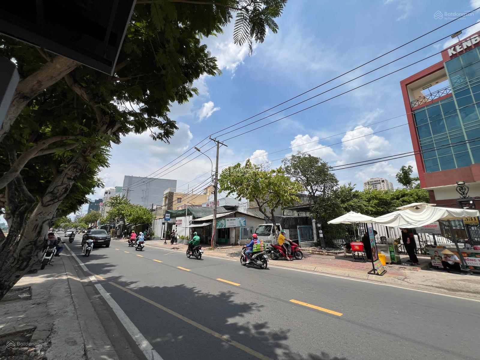 Siêu rẻ - mặt tiền Sư Vạn Hạnh Quận 5. DT 4 x 27m. Ngay An Đông PLZ. Giá chỉ 35 tỷ