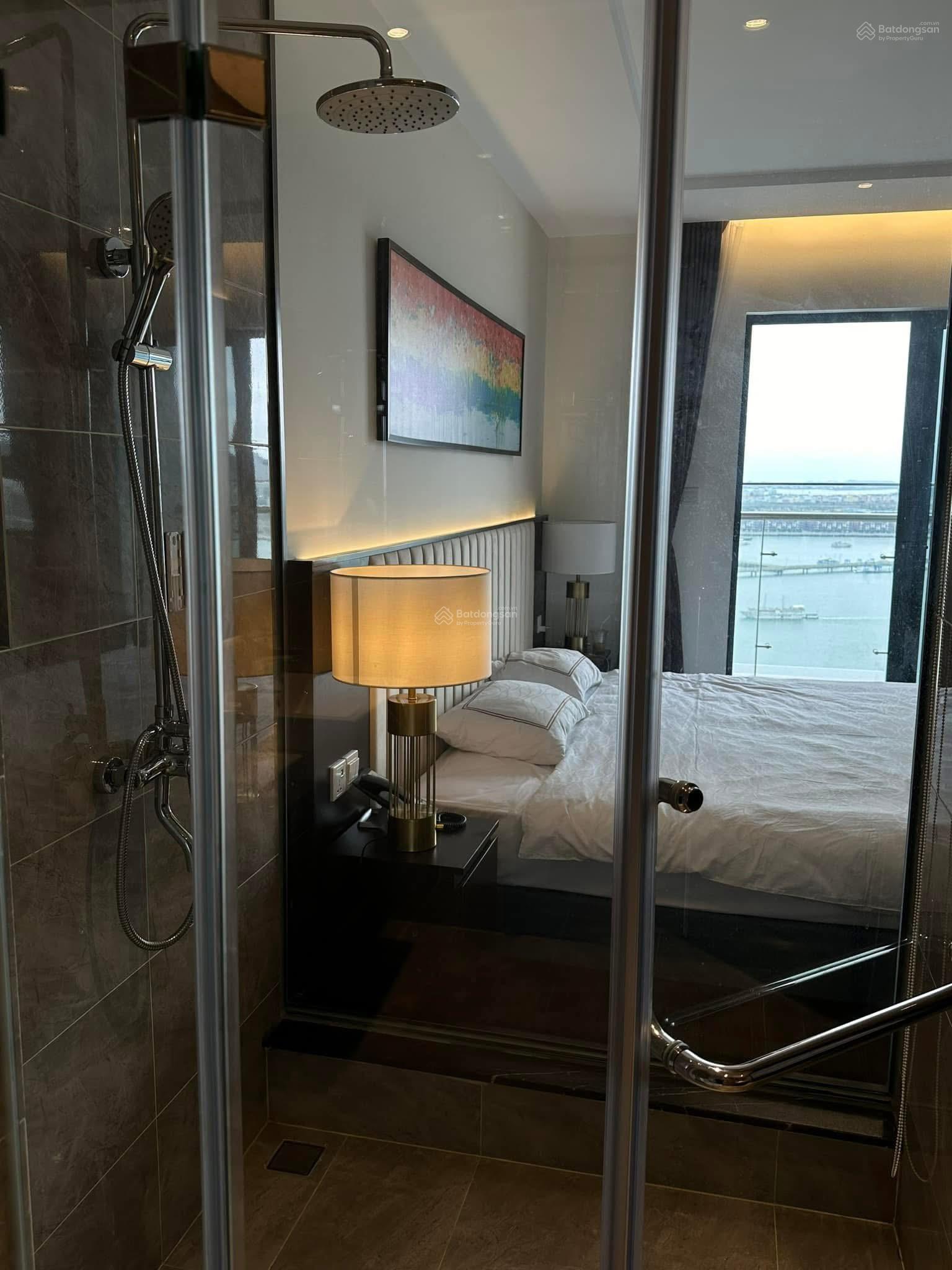 Em bán Studio S2 Sapphire View trực diện Vịnh Giá 2,x tỷ. Tầng cao Full nội thất. 0936 585 *** Em Vy Em bán Studio S2 Sapphire View trực diện Vịnh Giá 2,x tỷ. Tầng cao Full nội thất. 0936 585 *** Em Vy