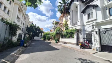Biệt Thự Siêu Đẹp Khu 216 Nguyễn Văn Hưởng-Thảo Điền. DT: 10x20 với 386m2, Nhà mới đẹp lung linh