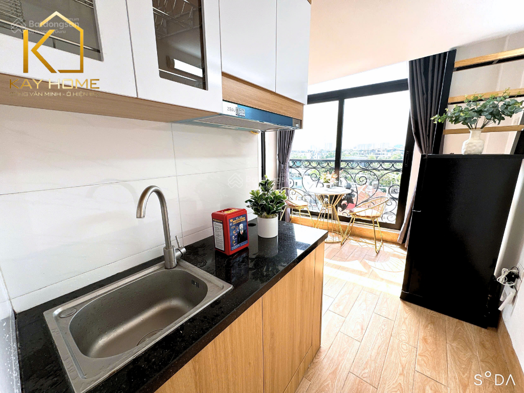 Cho thuê phòng gác xép tại 143 Nguyễn Chính, cửa sổ ban công siêu đẹp