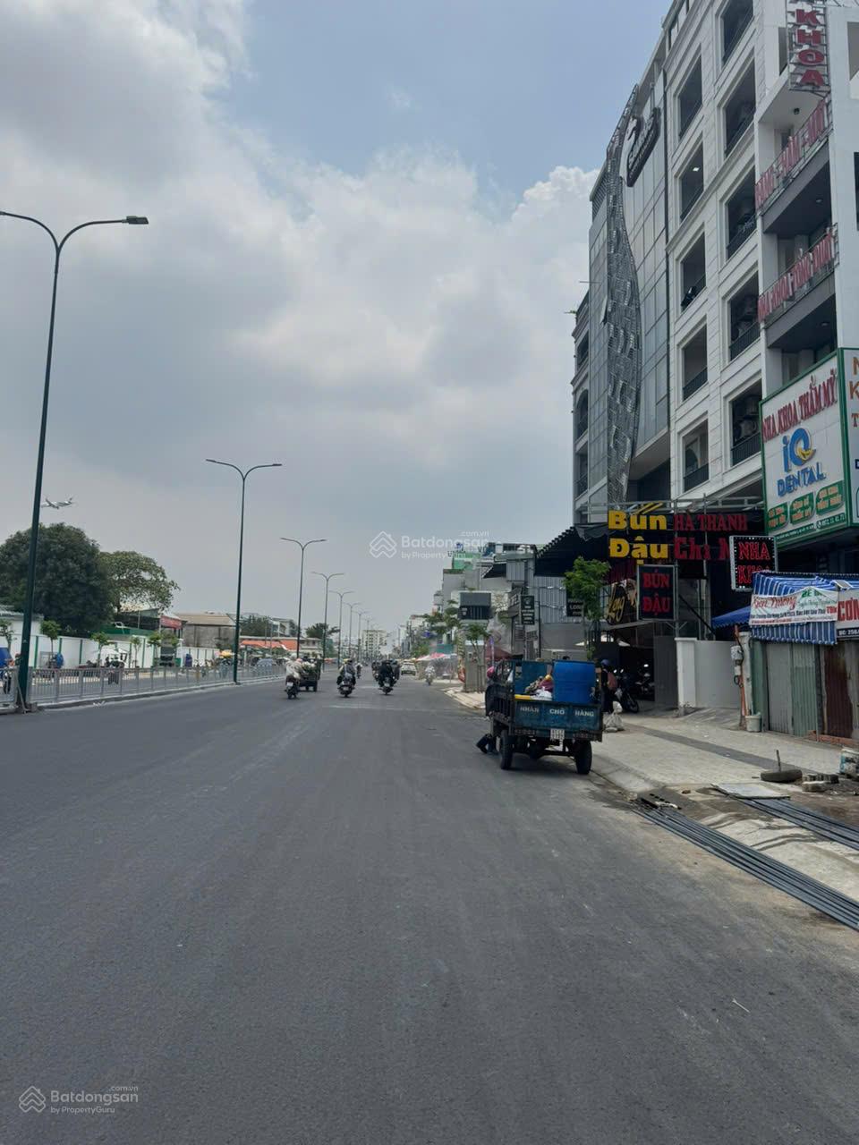 Bán nhà MTNB Dương Quảng Hàm, Phường 6, Gò Vấp. DT(19x34m) CN: 600m2, giá bán: 72 tỷ