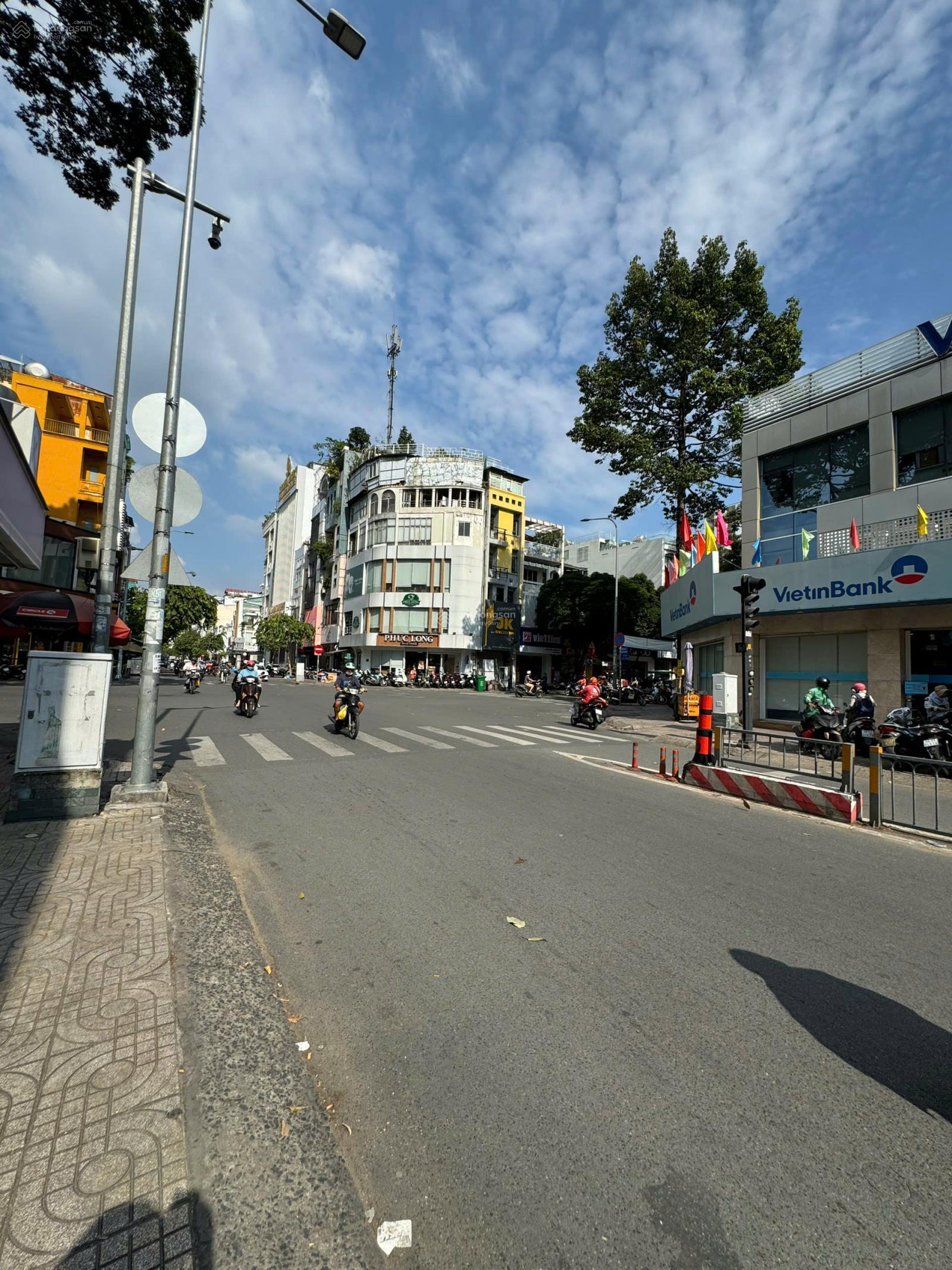 Còn tin là còn nhà mặt tiền Nguyễn Chí Thanh, P.9, Q.5 - DT 7.5x23m CN 150m2 CTXD hầm 7 tầng 45tỷ