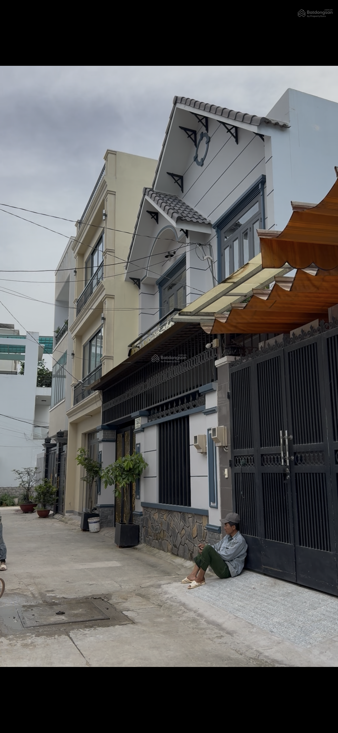 Nhà đẹp Thạnh Mỹ Lợi, trong khu Biệt Thự 60m2 vuông vắn ô tô ngủ trong nhà,sát bên UBND TP Thủ Đức