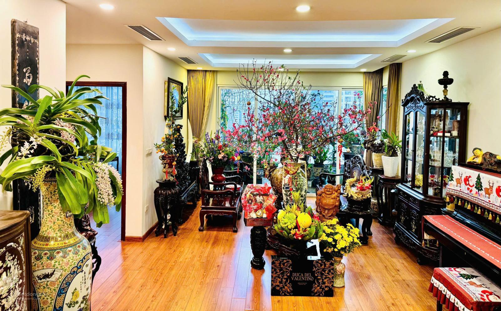 Bán căn hộ HH2 Bắc Hà, 8,5 tỷ VND, 135m2, 3PN + 2WC, nội thất đầy đủ