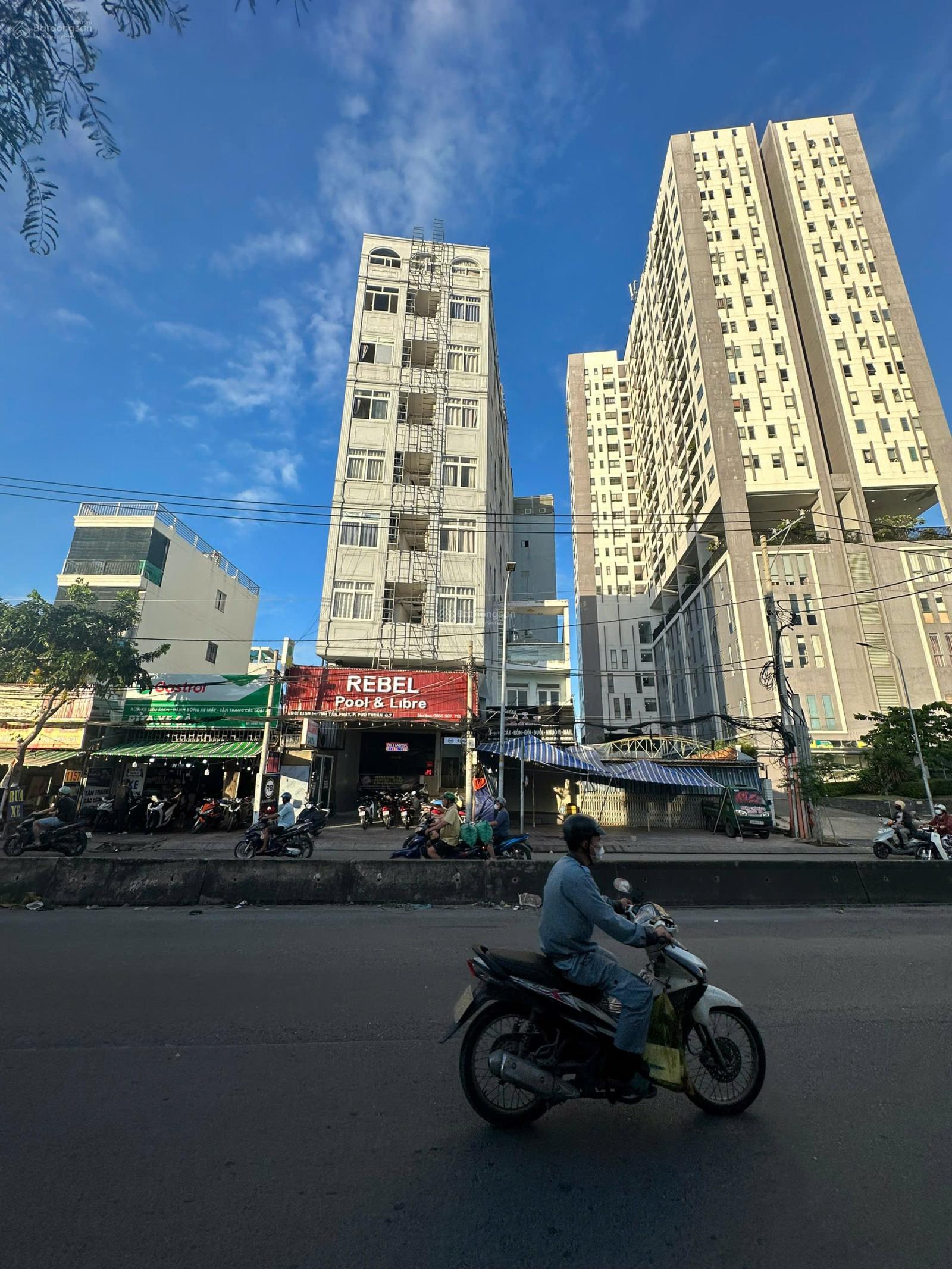 Bán tòa CHDV Huỳnh Tấn Phát, Q7 - DT 8x40m NH 14m, hầm 10 tầng - HĐT: 550tr/th - giá 90 tỷ