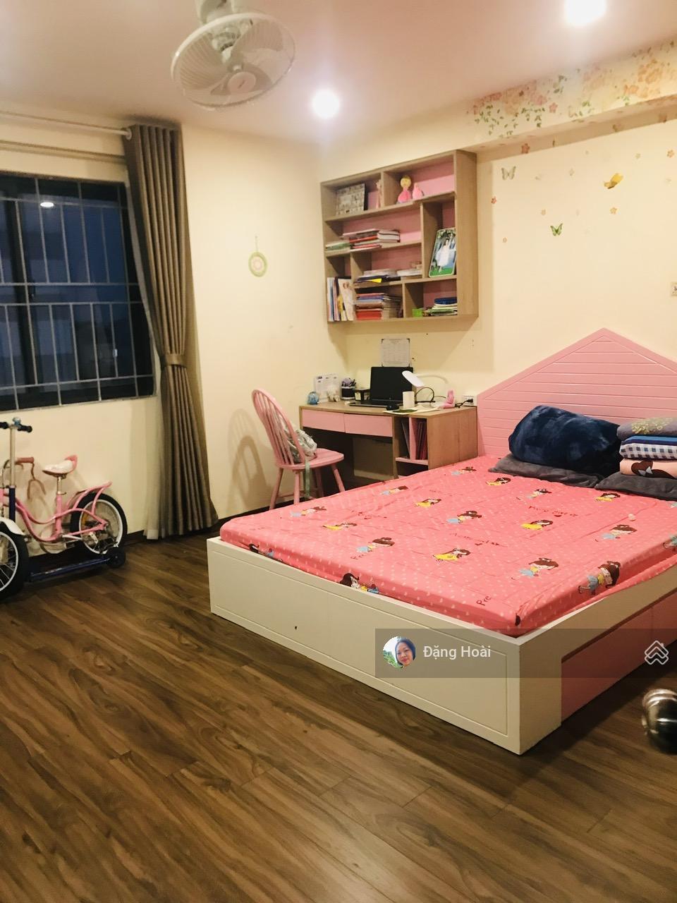 Sổ Đỏ  Full Nội Thất  100m²: Hàng Hiếm Tại Tây Nam Linh Đàm!