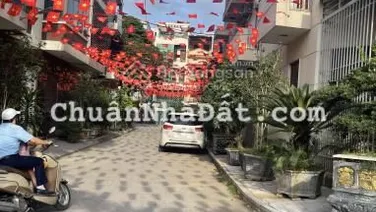 Cần bán nhanh căn nhà LK ngõ 175 Định Công, DT 73m2 x 5 tầng. Oto tránh, vỉa hè 2 bên. Giá 23.7 tỷ