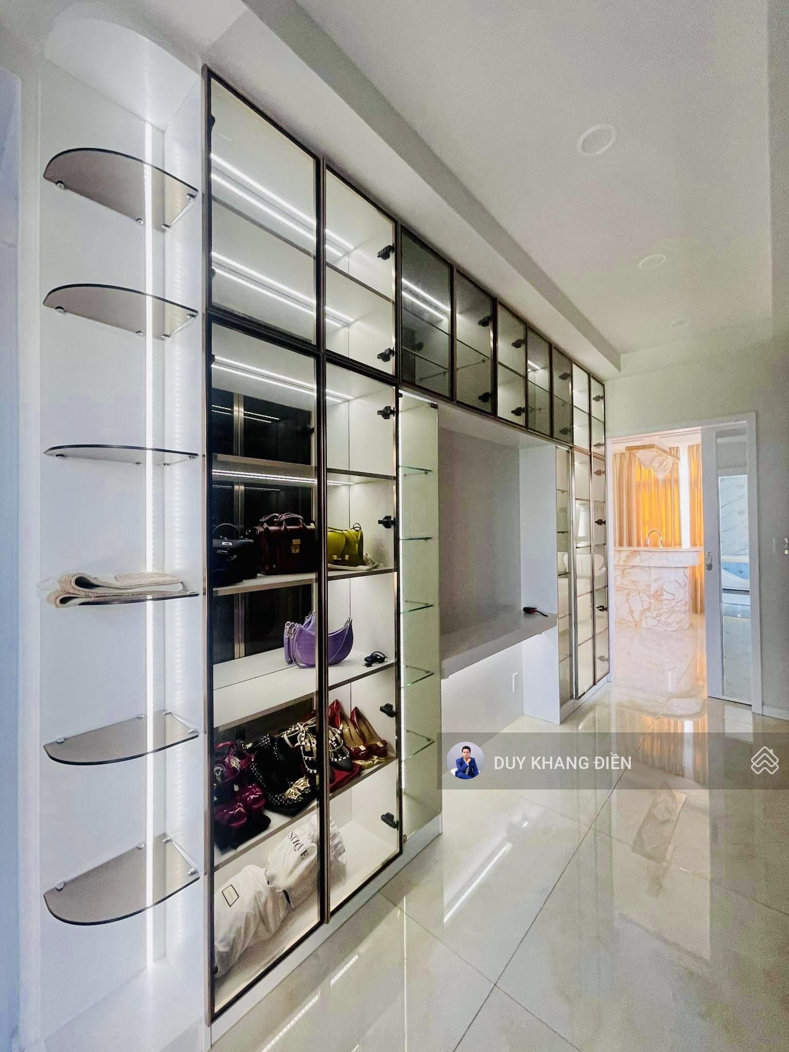 Góc Sân Vườn Verosa Khang Điền - 8x18,5m Full NT - HĐ Thuê 38Tr/Tháng - Gần Hồ Bơi Mát Mẻ - Hồ Cá Góc Sân Vườn Verosa Khang Điền - 8x18,5m Full NT - HĐ Thuê 38Tr/Tháng - Gần Hồ Bơi Mát Mẻ - Hồ Cá