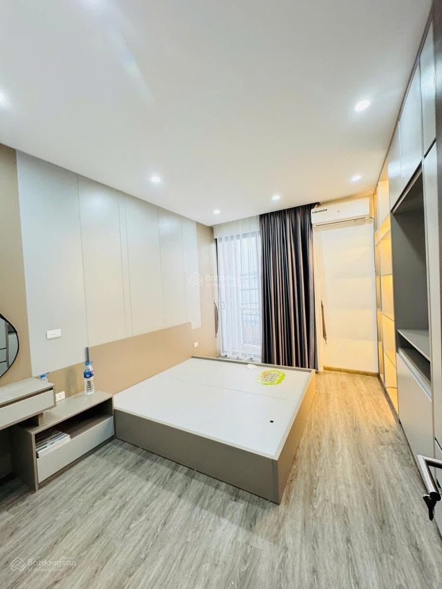 Bán nhà Cổ Nhuế, cạnh KĐT TP Giao Lưu, gần hồ điều hoà, gần chợ, 50m ra mặt ngõ thông, ôtô, ở ngay Bán nhà Cổ Nhuế, cạnh KĐT TP Giao Lưu, gần hồ điều hoà, gần chợ, 50m ra mặt ngõ thông, ôtô, ở ngay