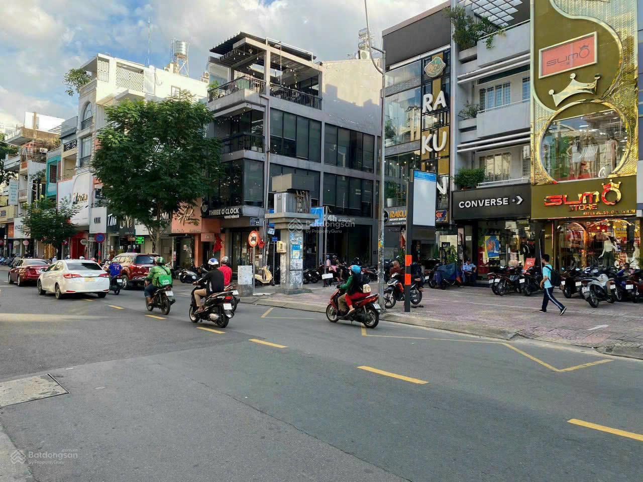 SIÊU HIẾM 2 MẶT TIỀN LÊ VĂN SỸ VỈA HÈ 10M THU NHẬP 65TR/THÁNG DT 4x20m. GIÁ 35 TỶ SIÊU HIẾM 2 MẶT TIỀN LÊ VĂN SỸ VỈA HÈ 10M THU NHẬP 65TR/THÁNG DT 4x20m. GIÁ 35 TỶ