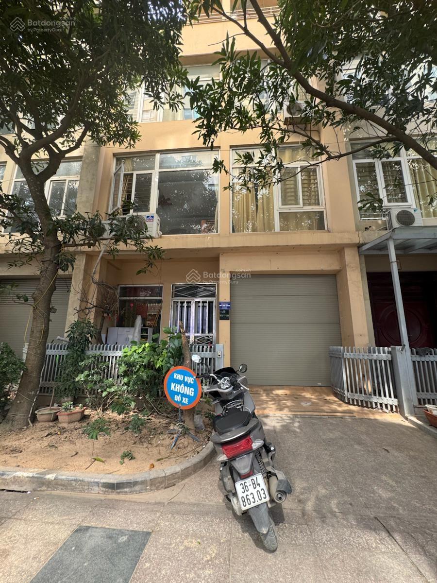 Liền kề KĐT Dream Town Đường 70, Tây Mỗ 80mL*4 tầng, mt 7m, giá 19.7. Vỉa hè rộng, gara, kinh doanh Liền kề KĐT Dream Town Đường 70, Tây Mỗ 80mL*4 tầng, mt 7m, giá 19.7. Vỉa hè rộng, gara, kinh doanh