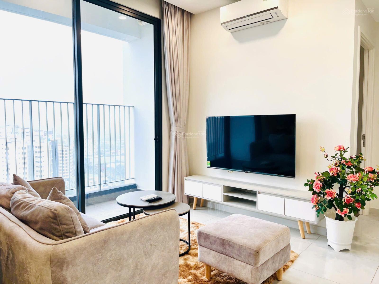 CHÍNH CHỦ CẦN BÁN LỖ CĂN GÓC 2PN2WC CC The Emerald Golf View , full nội thất