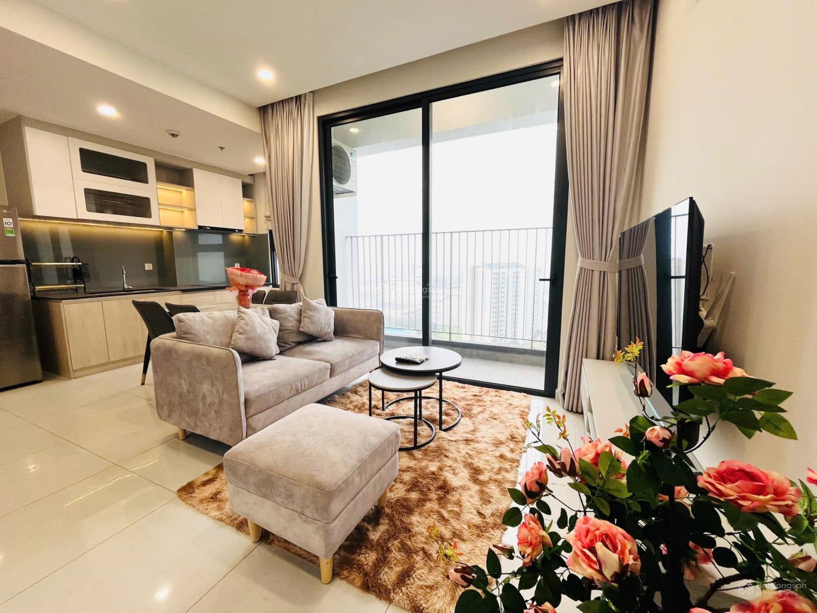 CHÍNH CHỦ CẦN BÁN LỖ CĂN GÓC 2PN2WC CC The Emerald Golf View , full nội thất