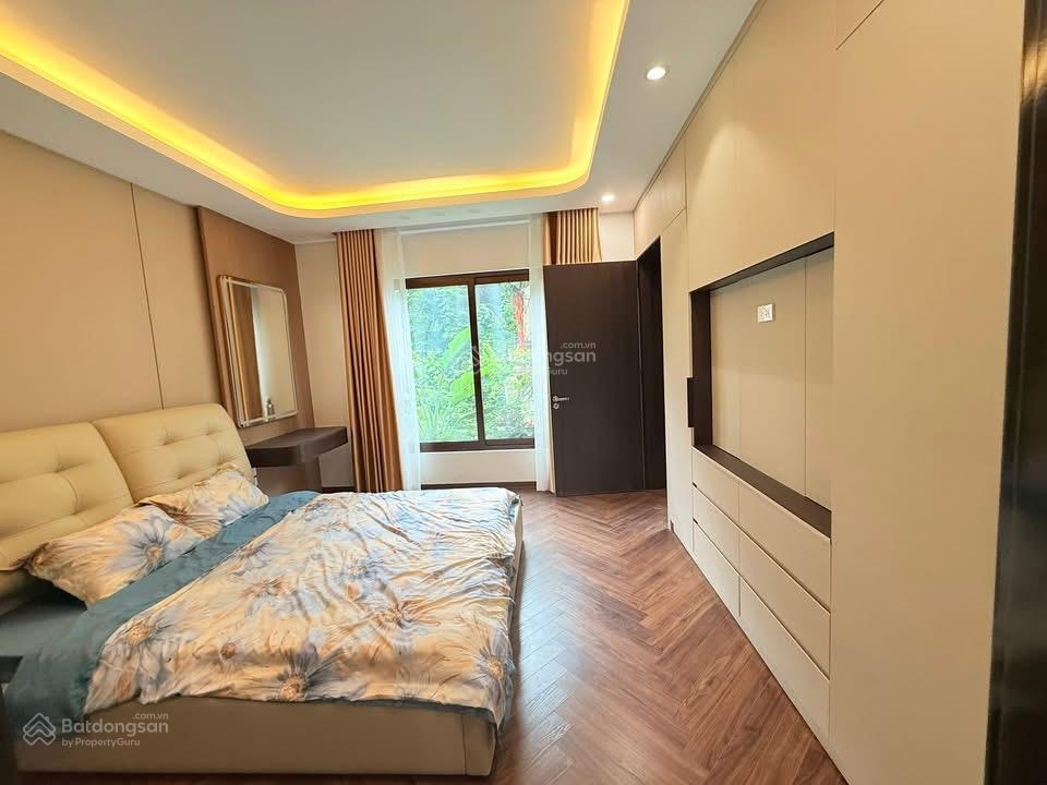 Trần Duy Hưng - 50m2*5T thang máy, MT: 7m - 13 tỷ Lô góc - Ngõ nông - Mới tênh Trần Duy Hưng - 50m2*5T thang máy, MT: 7m - 13 tỷ Lô góc - Ngõ nông - Mới tênh