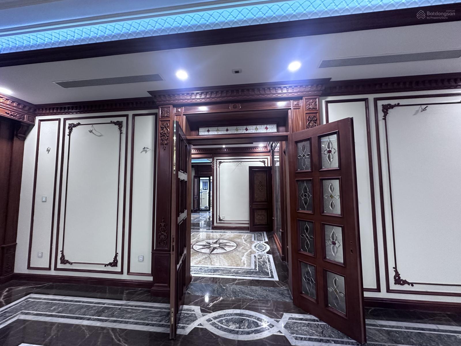 Quỹ căn ngoại giao không quảng bá đại trà. Chỉ dành cho những chủ nhân được lựa chọn Quỹ căn ngoại giao không quảng bá đại trà. Chỉ dành cho những chủ nhân được lựa chọn