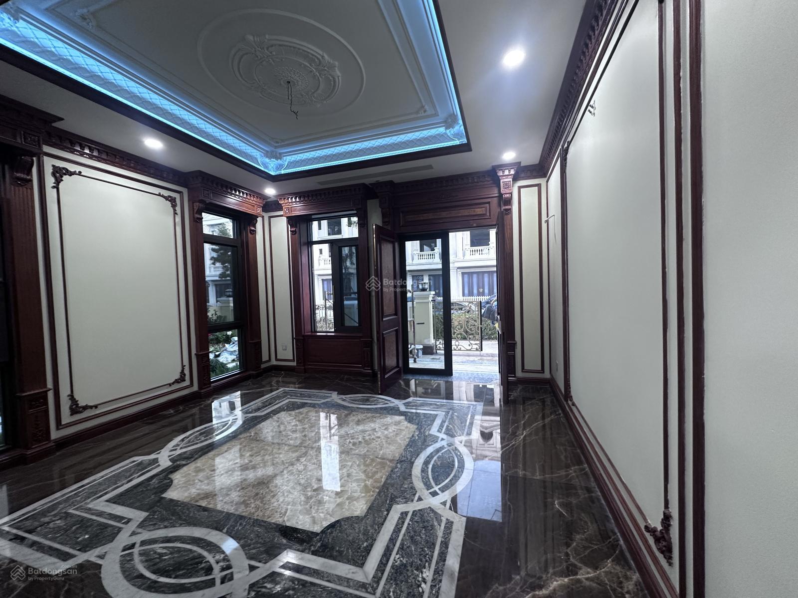 Quỹ căn ngoại giao không quảng bá đại trà. Chỉ dành cho những chủ nhân được lựa chọn Quỹ căn ngoại giao không quảng bá đại trà. Chỉ dành cho những chủ nhân được lựa chọn