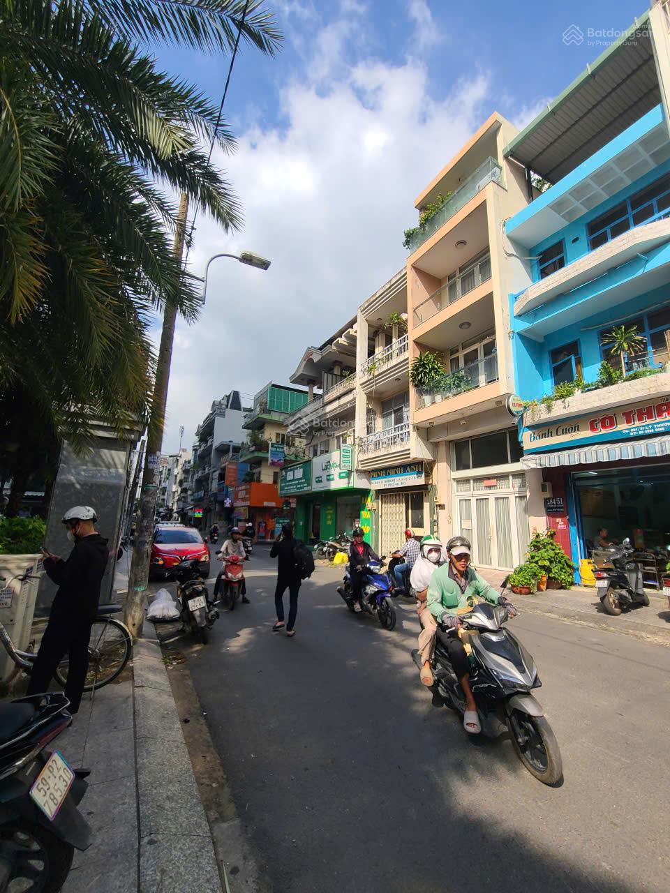 Bán hẻm víp kinh doanh 284 + 4 tầng + đối diện chung cư Xi Grand Court Lý Thường Kiệt, Q10