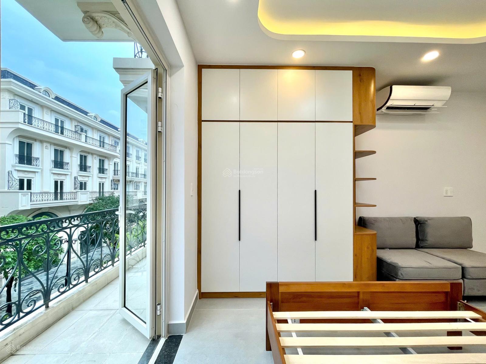 Căn hộ Full nội thất nhà mới Cao Cấp 100% Vạn Phúc City, Thang máy hầm xe. Giá 7- 8 Triệu