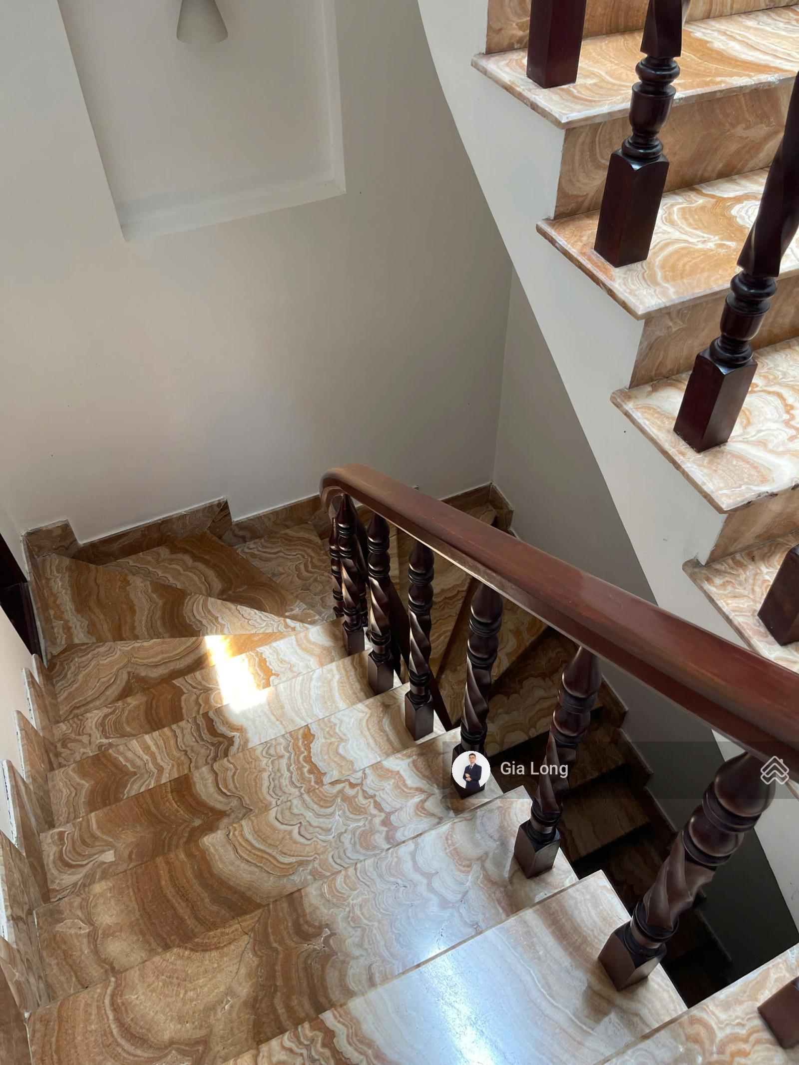 Chính chủ cần bán nhà 1 trệt 3 lầu mặt tiền đường Vũ Tông Phan, An Phú, Quận 2, giá 42 tỷ