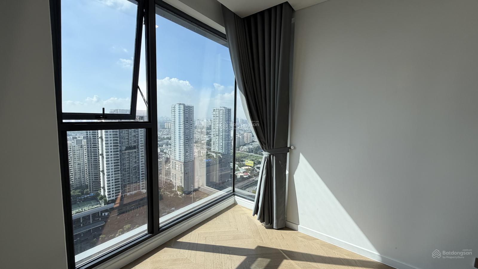 Cho thuê căn 2 phòng ngủ góc nội thất cơ bản, 30 triệu/tháng Cho thuê căn 2 phòng ngủ góc nội thất cơ bản, 30 triệu/tháng