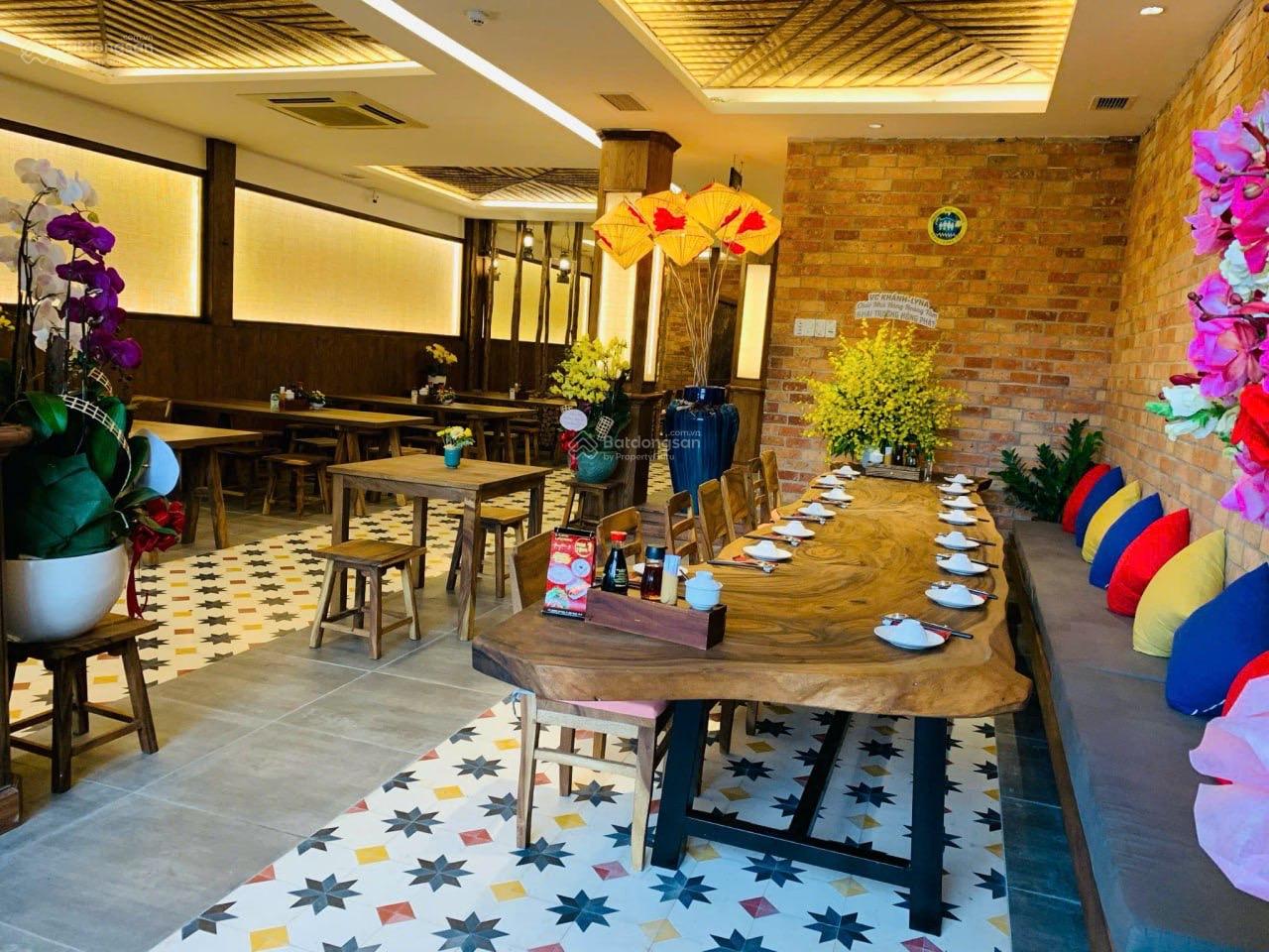 Cho thuê mặt bằng kinh doanh đường Song Hành An Phú 7,5 x 20m 1 trệt 2 lầu giá 140 triệu/tháng