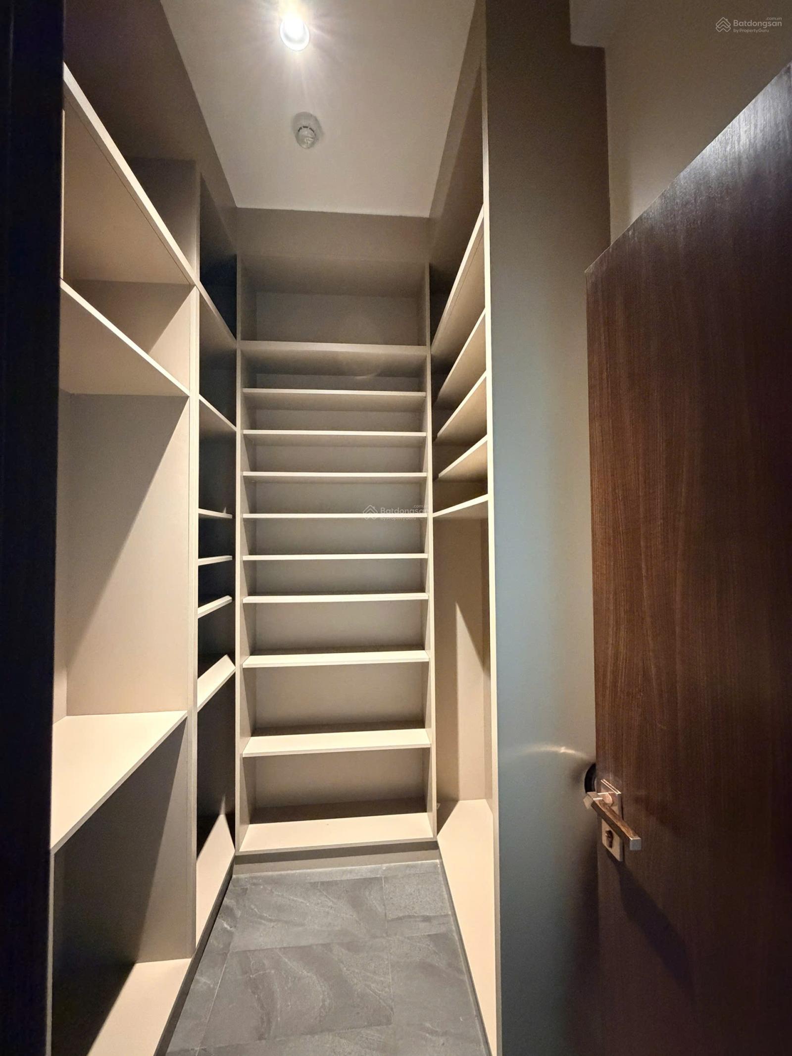 Giá thật không ảo - cho thuê căn 4PN Define full nội thất giá 143tr/tháng thương lượng. 0909 333 *** Giá thật không ảo - cho thuê căn 4PN Define full nội thất giá 143tr/tháng thương lượng. 0909 333 ***