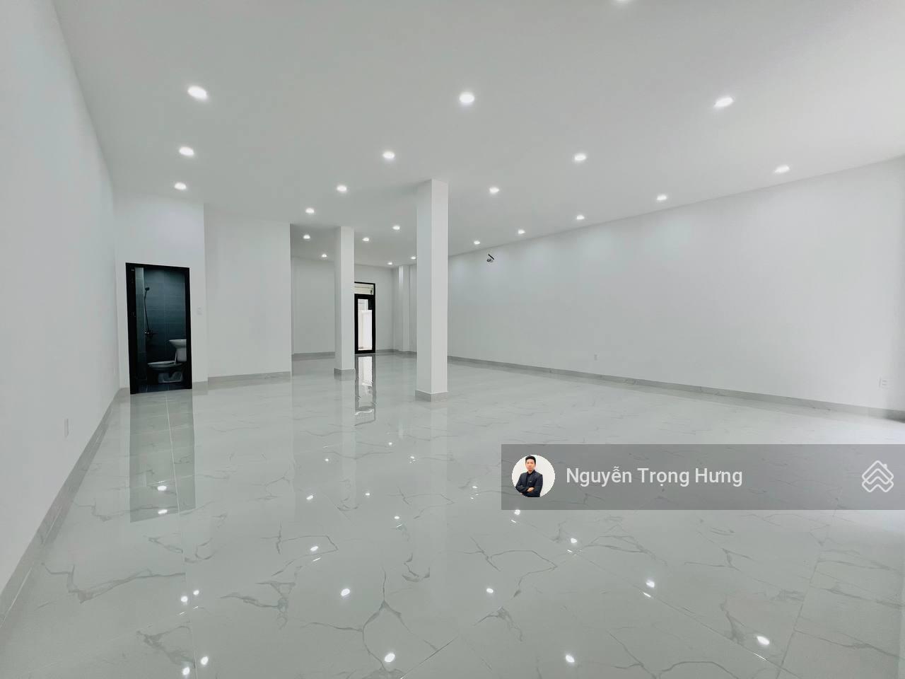 Cho thuê nhà phố Vinhomes Grand Park - Diện tích lớn 144m² - Thang máy nhà mới hoàn thiện chưa ở Cho thuê nhà phố Vinhomes Grand Park - Diện tích lớn 144m² - Thang máy nhà mới hoàn thiện chưa ở