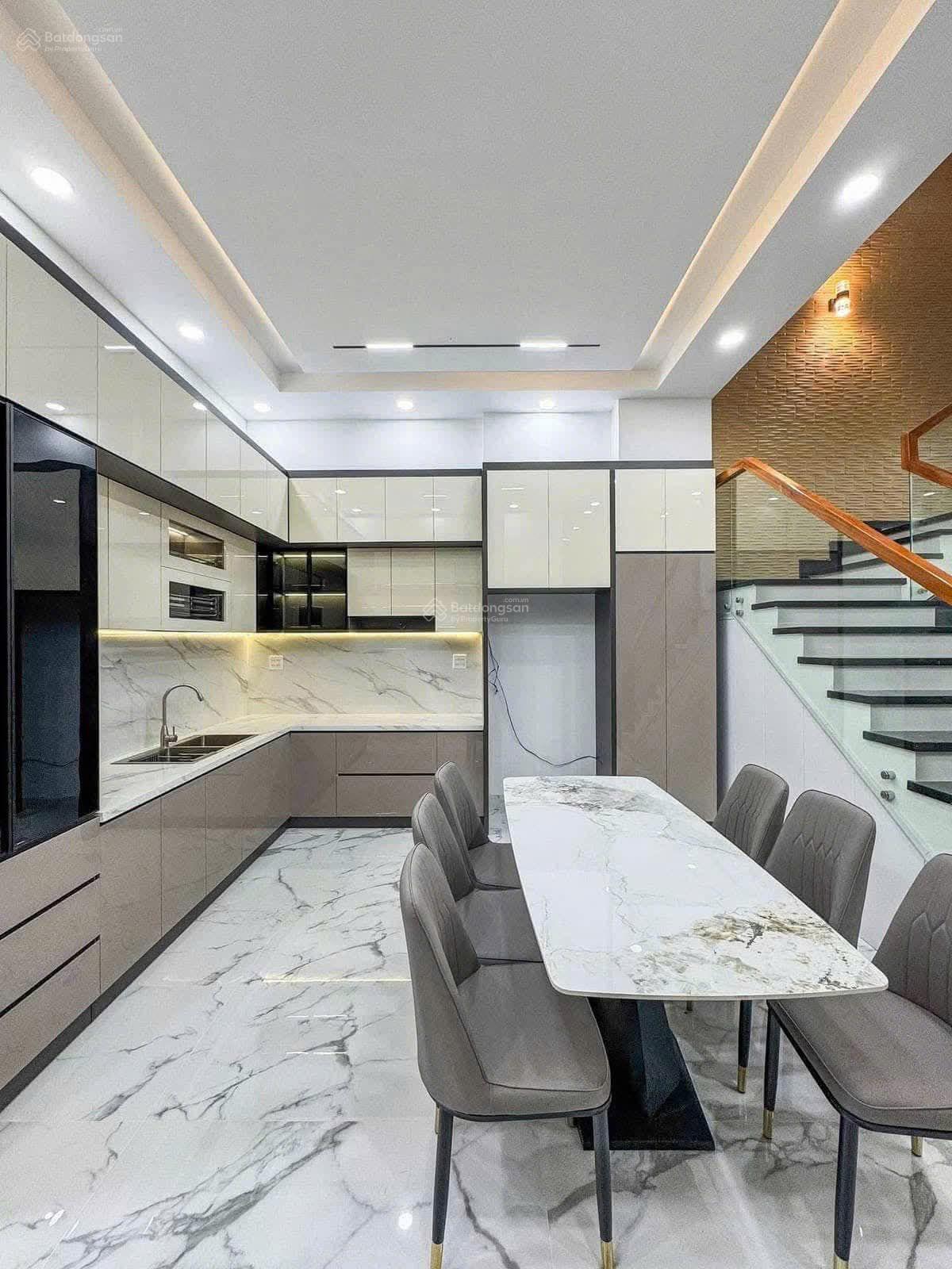 Bán nhà 3 tầng mới full nội thất cách đường Hoàng Hoa Thám 50m (Thanh khê) giá 4,9 tỷ