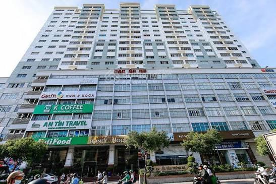 Bán căn 2 chung cư H3, đường Hoàng Diệu, P9, quận 4. Diện tích 75m2, 2PN, 1WC, lầu cao