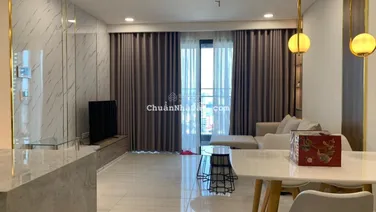 Cho thuê CHCC Kingdom 101, Quận 10, 2PN, 2WC, giá 17tr, có slot oto, nhà mới. LH: 0909 476 ***