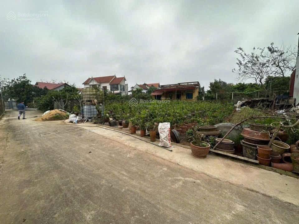 4.4tỷ sở hữu 125,6m2 Thôn Quán Trạch, xã Văn Giang, mặt tiền 6m vuông bánh chưng sát dự án vd4