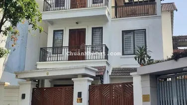 Gia đình bán gấp biệt thự Trung Văn Hancic, 105m2, 4 tầng, sẵn nhà hoàn thiện